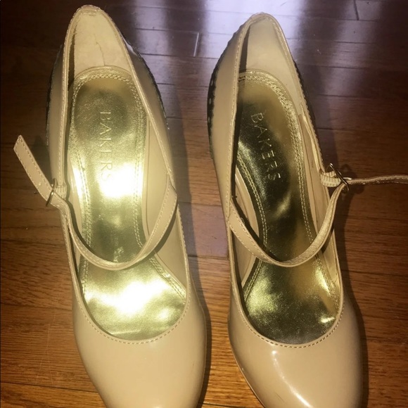 Bakers Colorblock Tan & Black High Platform Heels - Picture 2 of 8